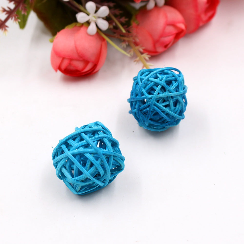 10-20 Multicoloured Rattan Balls